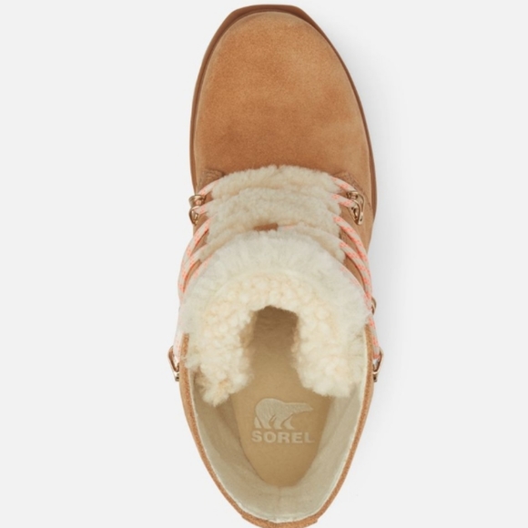 Sorel Boots - Picture 9 of 16